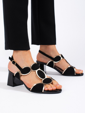 Čierne dámske sandále na sponu