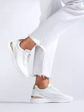 Kožené biele sneakersy na kline Shelovet